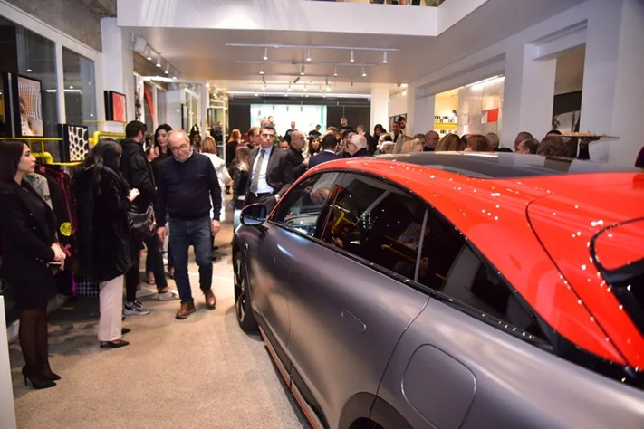 Art for Hope Initiative showcasing the rebirth of the smart All-Electric Compact SUV