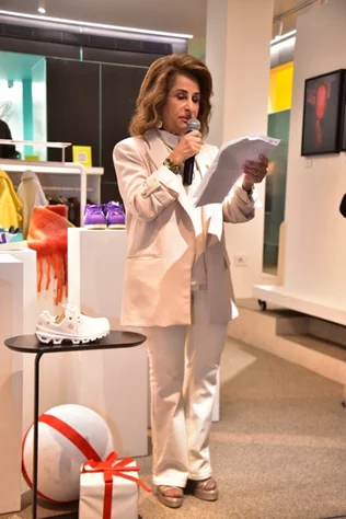 Art for Hope Initiative showcasing the rebirth of the smart All-Electric Compact SUV