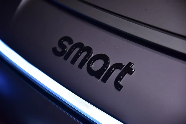Art for Hope Initiative showcasing the rebirth of the smart All-Electric Compact SUV