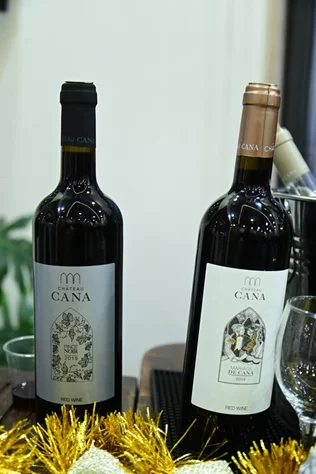 The Holiday Edit Christmas Exhibition at Marina Dbayeh