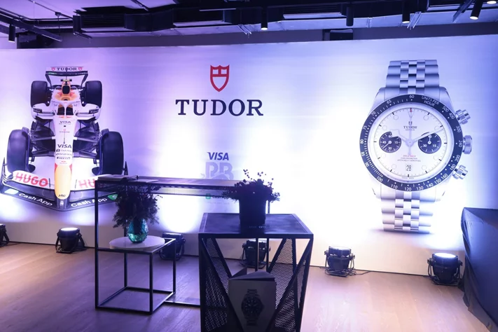 TUDOR Christmas Event