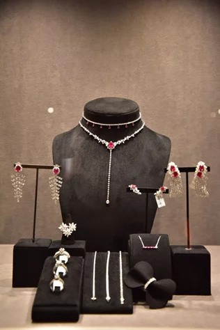 Grand Opening of Voyageur Jewelry