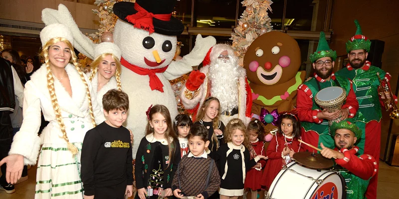 Christmas Tree Lighting Celebration at Kempinski